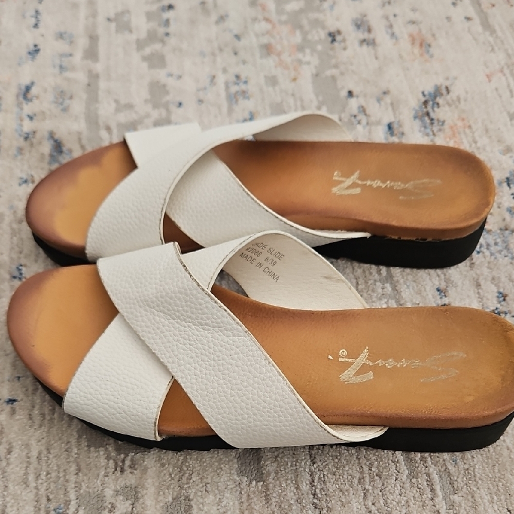 White Minimalist Sandals with Wide Straps - Picture 2 of 6